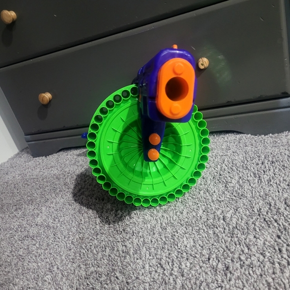 Dart Zone Nerf - Picture 2 of 3